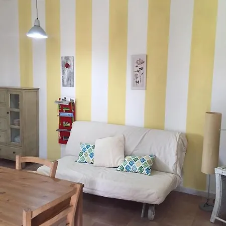Podere Buselli 2 Apartment *